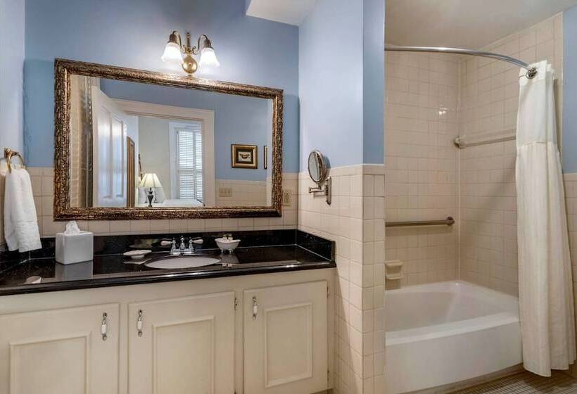 Люкс, Windsor Hotel, Ascend Hotel Collection