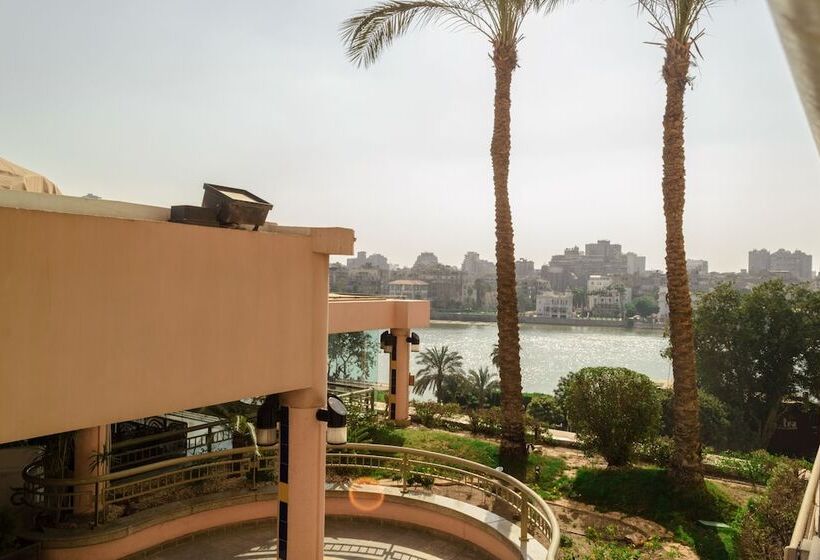 اتاق استاندارد برای معلولان, Conrad Cairo