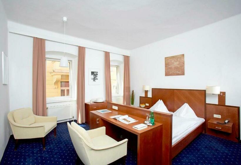 비즈니스룸, Keramikhotel Goldener Brunnen