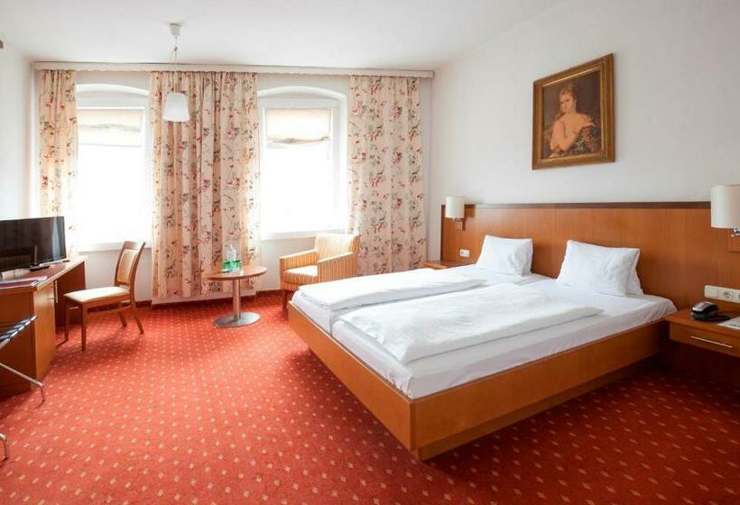 비즈니스룸, Keramikhotel Goldener Brunnen