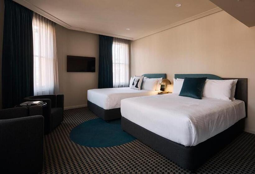 Номер Стандартный Кровать Куин, The Capitol Hotel Sydney