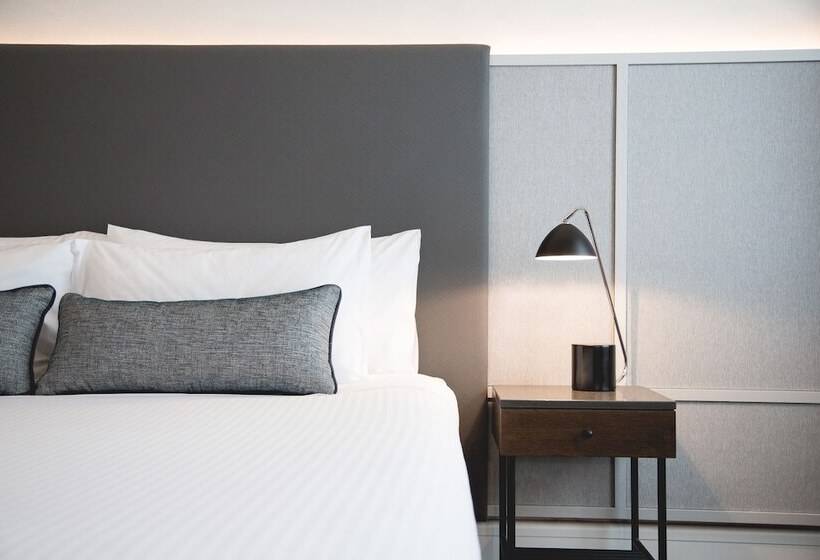 스탠다드 연결 룸, The Savoy Hotel On Little Collins Melbourne