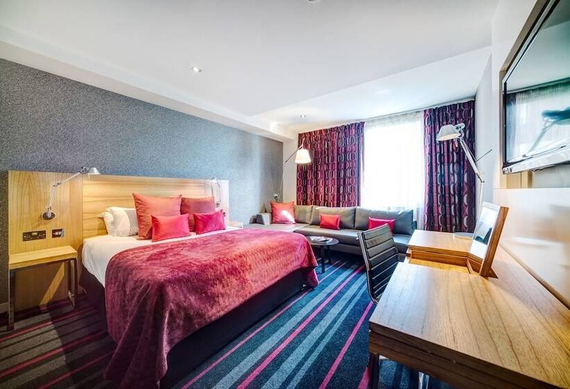 Номер Стандарт, Apex City Of Edinburgh