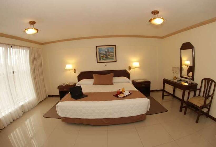 חדר אקזקיוטיב יחיד, House Inn Apart