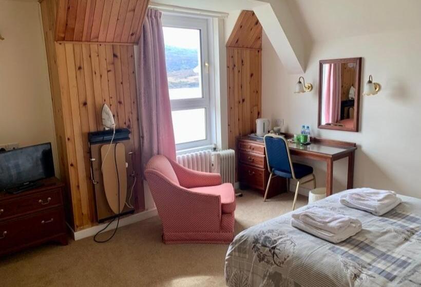 Номер Стандарт Вид на Море, Lochalsh Hotel With Views To The Beautiful Isle Of Skye