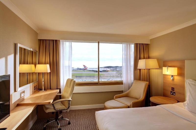 Номер Superior с Видом, Renaissance London Heathrow