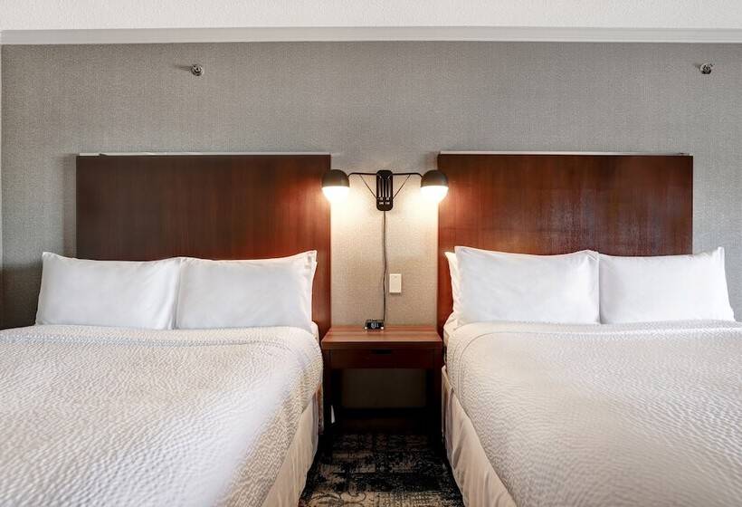 デラックスルーム, Four Points By Sheraton Toronto Mississauga