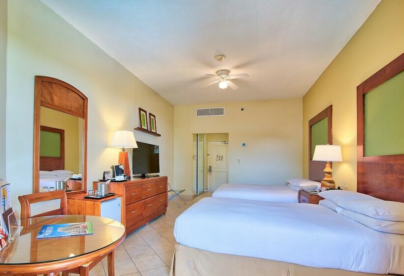 Номер Стандарт 2 Двуспальные Кровати, Fiesta Resort Central Pacific   All Inclusive