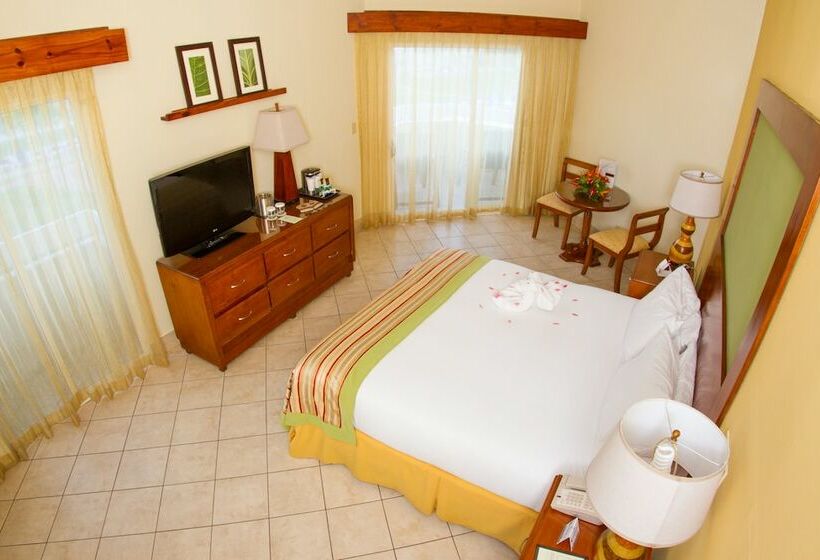 Стандартный Номер Кровать Кинг, Fiesta Resort Central Pacific   All Inclusive