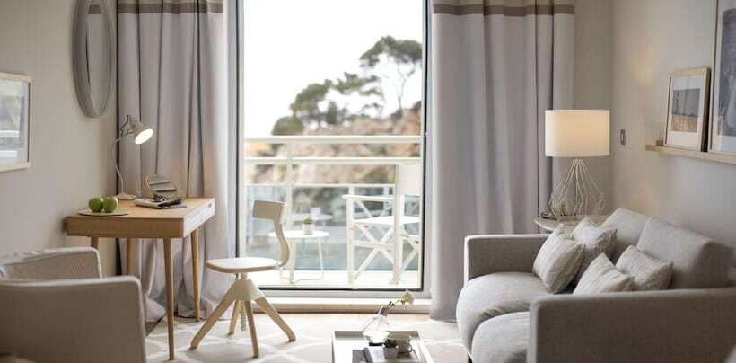 اتاق لوکس با بالکن و چشم‌انداز دریا, Bellevue Dubrovnik