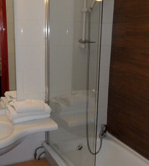 Номер Стандарт, Euro Hôtel Paris Créteil