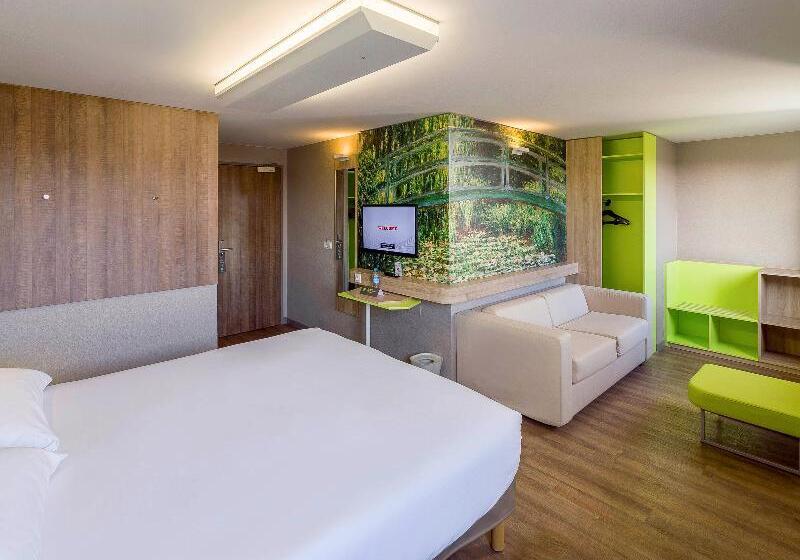 Люкс, Ibis Styles Lille Marcq En Baroeul
