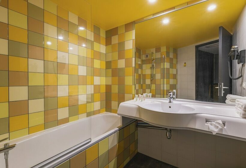 Семейный Номер, Best Western Hôtel Grand Parc Marne La Vallée