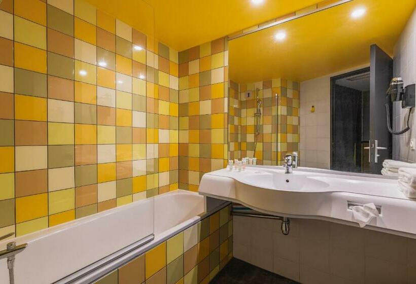 Семейный Номер, Best Western Hôtel Grand Parc Marne La Vallée