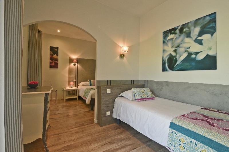 Трехместный Номер Superior, Golfe Hôtel Porto Vecchio