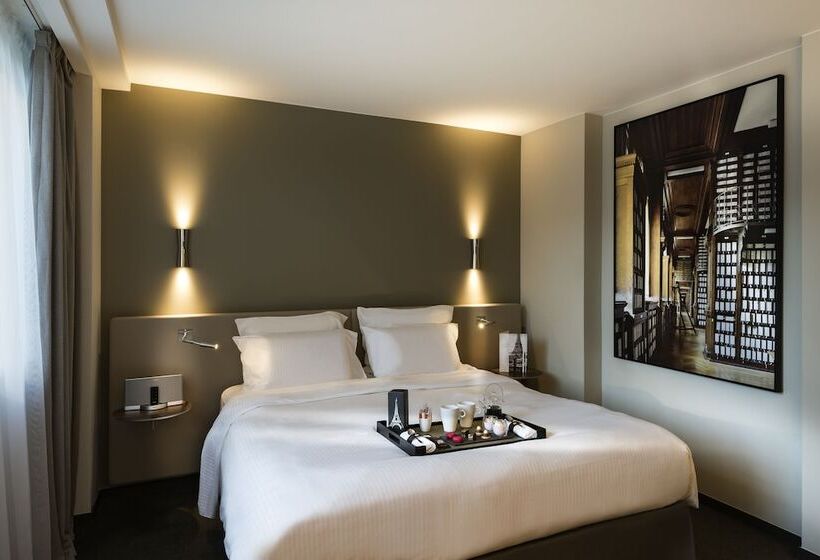 景色の見えるスーペリアルーム, Pullman Paris Tour Eiffel