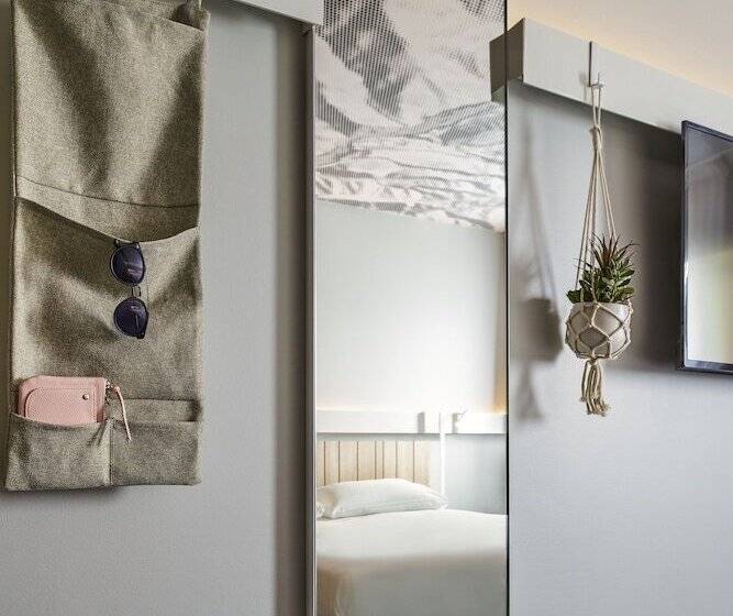Номер Стандарт, Ibis Paris Nation Davout