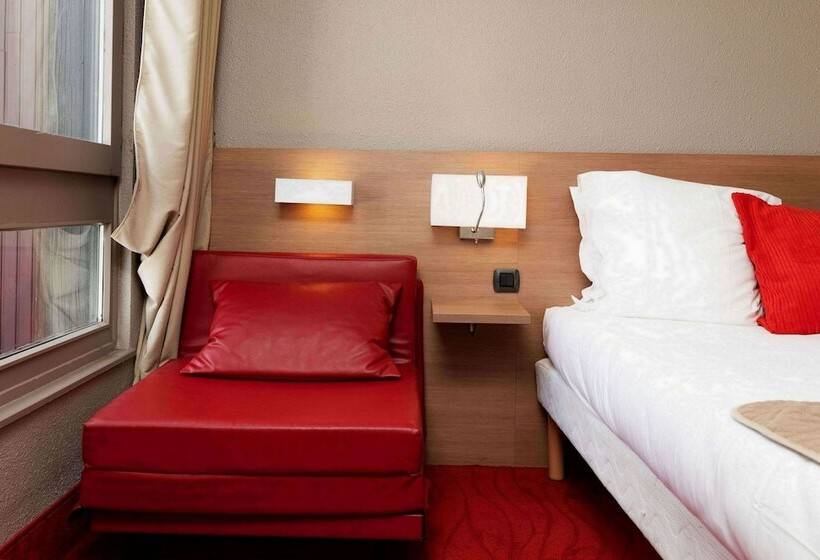 Трехместный Номер Стандарт с Балконом, Sowell Hotels Le Pas Du Loup