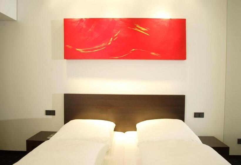 Люкс, Ara Hotel Comfort