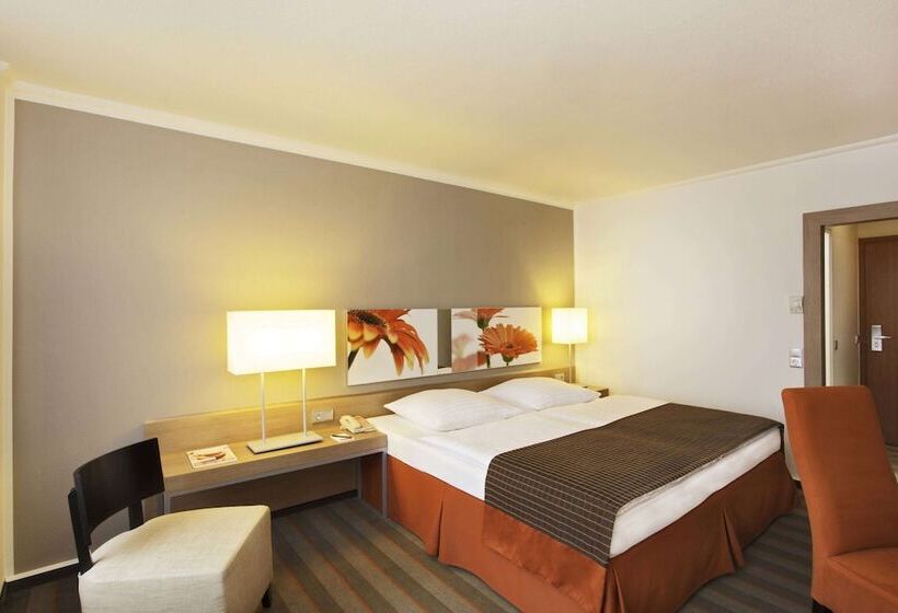 Номер Комфорт, H4 Hotel Frankfurt Messe
