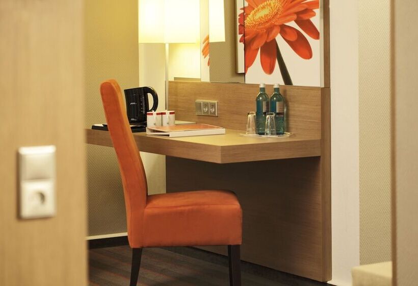 Номер Комфорт Индивидуальный, H4 Hotel Frankfurt Messe