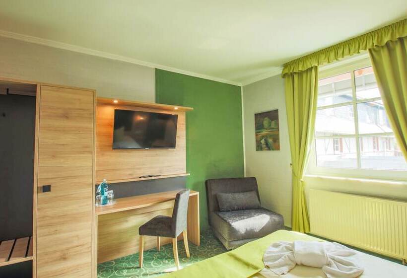 Номер Стандарт, Panorama Berghotel Wettiner Höhe