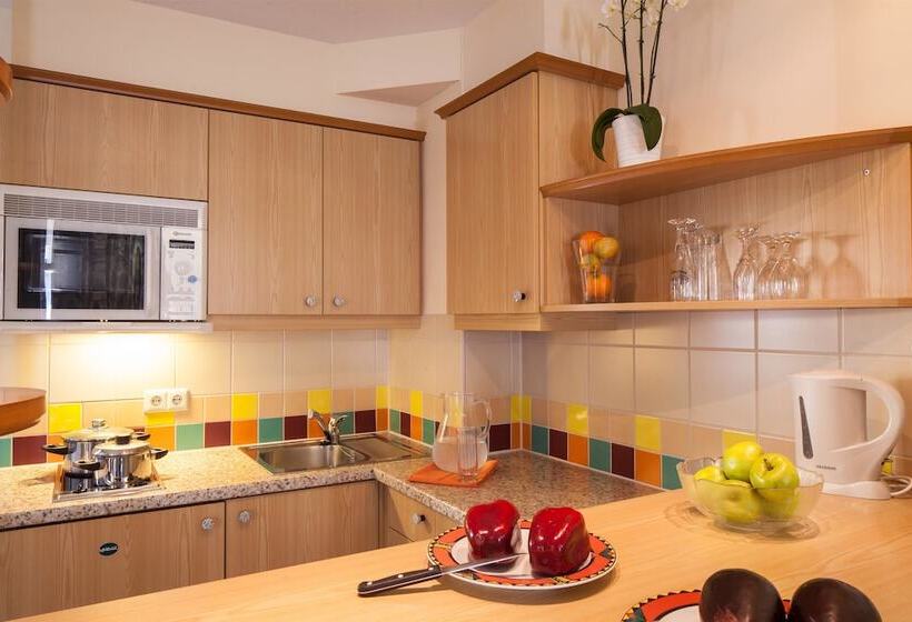 Люкс Комфорт, Suite Hotel Leipzig