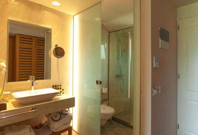 Бунгало Стандарт Вид на Море, Pilot Beach Resort