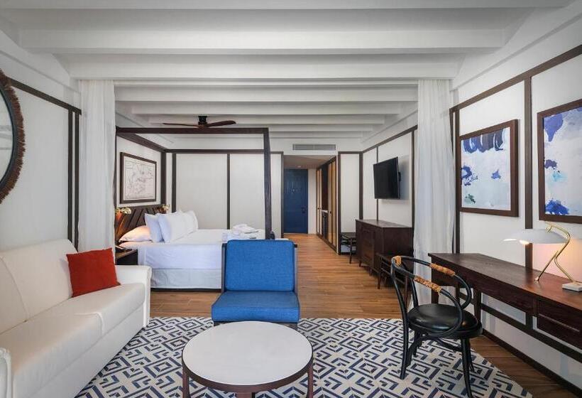 چشمانداز دریای سوئیت جونیور پرستیژ, Ocean Coral Spring Resort - All Inclusive