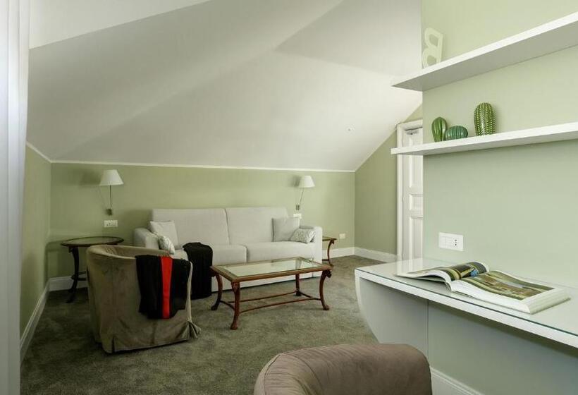 Люкс, Camin Hotel Luino
