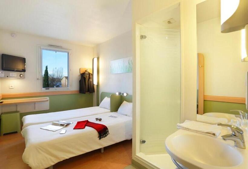 Номер Стандарт, First Inn