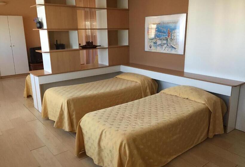 ファミリールーム, Nuovo Hotel Vigevano