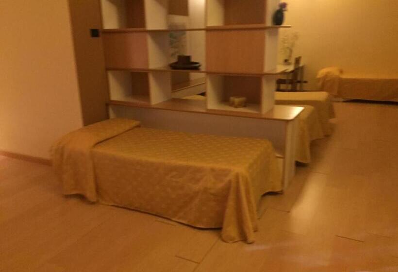 ファミリールーム, Nuovo Hotel Vigevano