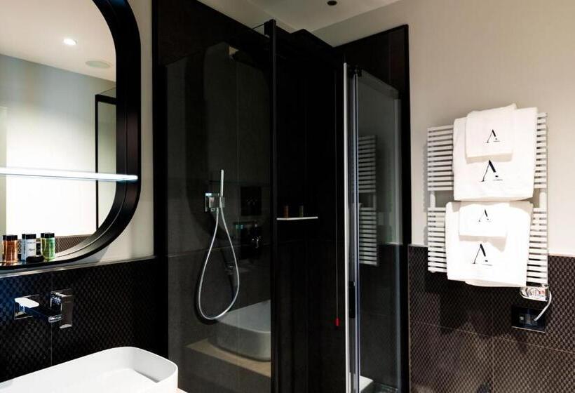 اتاق سوپریور, Amadomus Luxury Suites