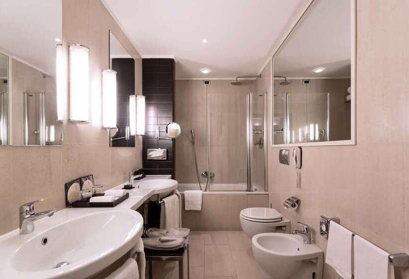 Deluxe Room, Doubletree By Hilton Royal Parc Soestduinen