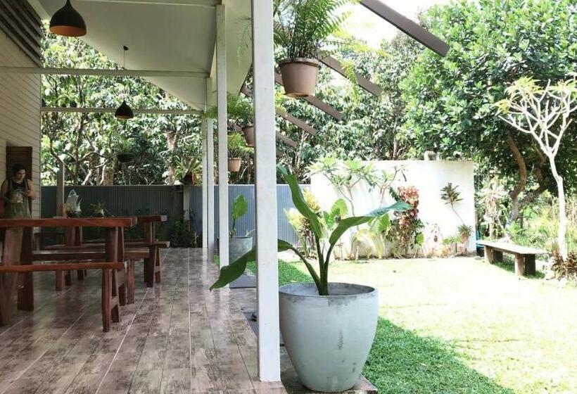 エコノミールーム, Baan Hinlad Home And Hostel
