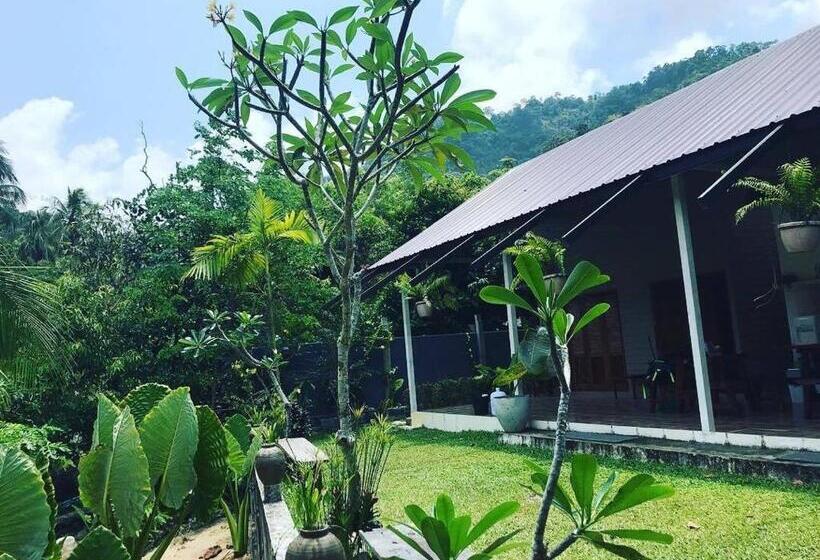 エコノミールーム, Baan Hinlad Home And Hostel