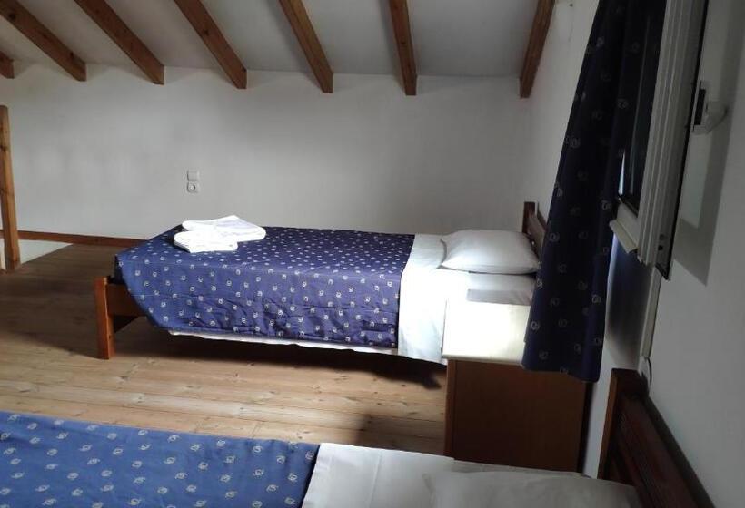 ドゥプレックスルーム, Tondoris Apartments