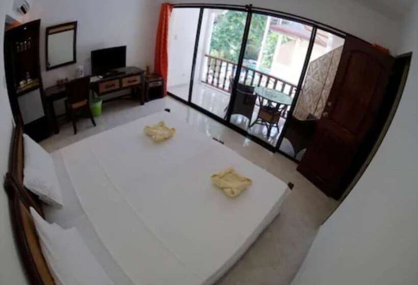 패밀리 룸, Alona Vida Beach Resort