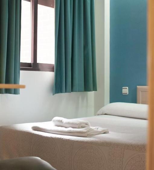 اتاق استاندارد یک نفره, Hostal Concepción