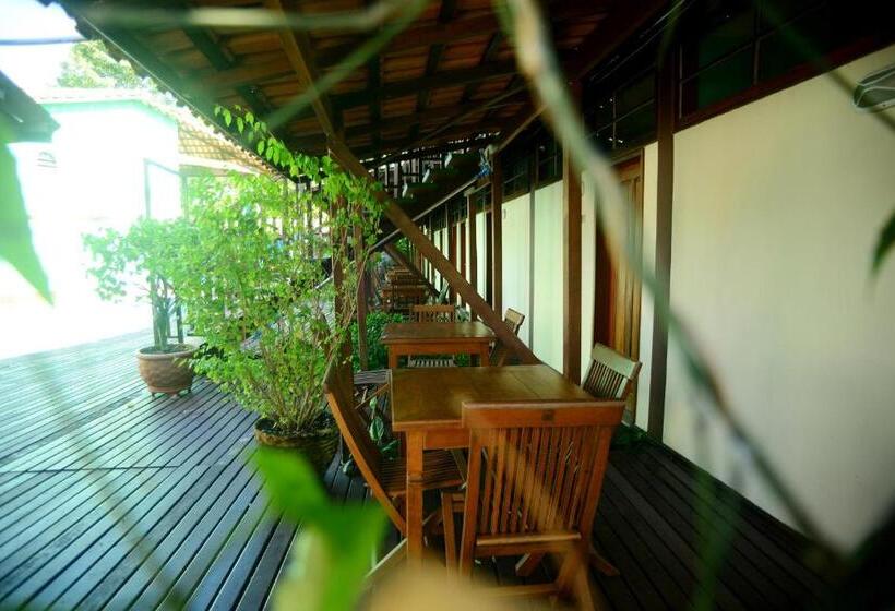스위트, Pousada E Residencial Villafranca