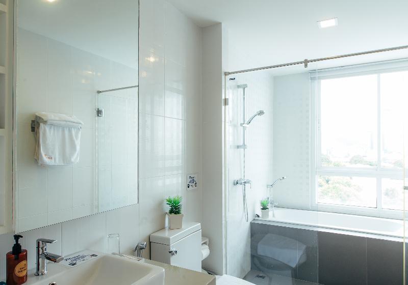 Студия Премиум, Karin Hotel & Service Apartment   Sha Extra Plus