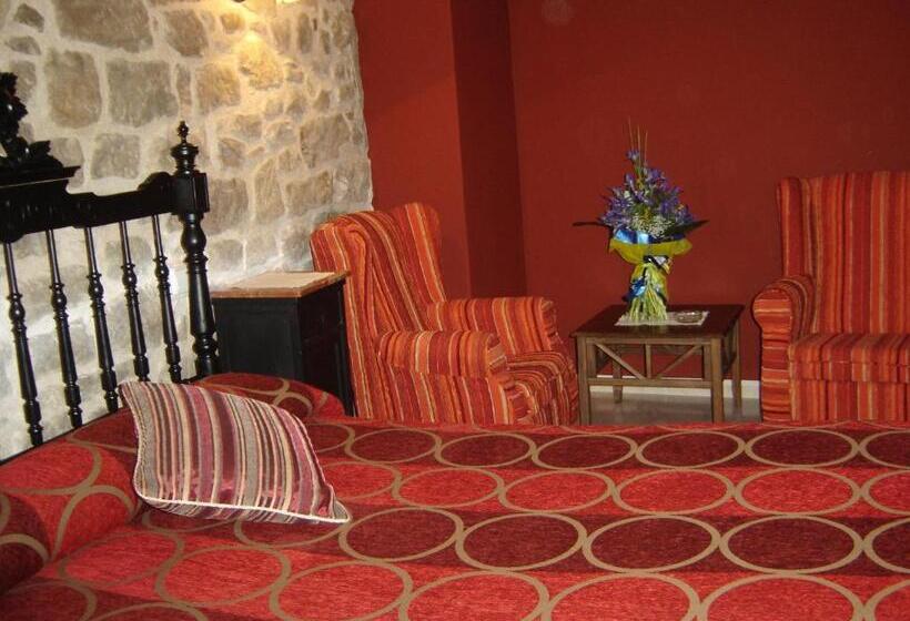 Standard Szoba Erkéllyel, Hostal Casa Laure Y Mª Jose
