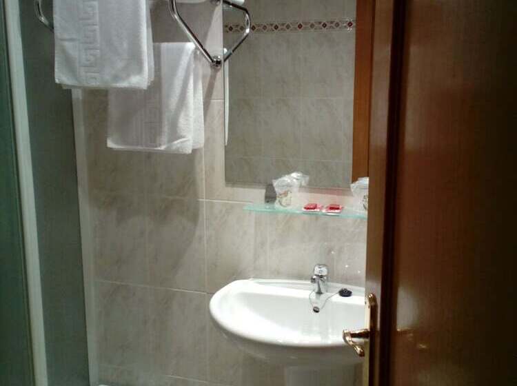 Номер Стандарт, Hostal Lopez