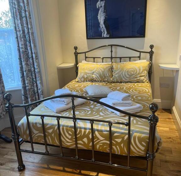 Номер Deluxe, Abbey Canterbury