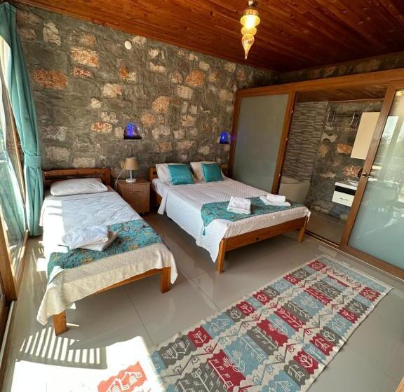 Quarto Estandar, Kabak Armes