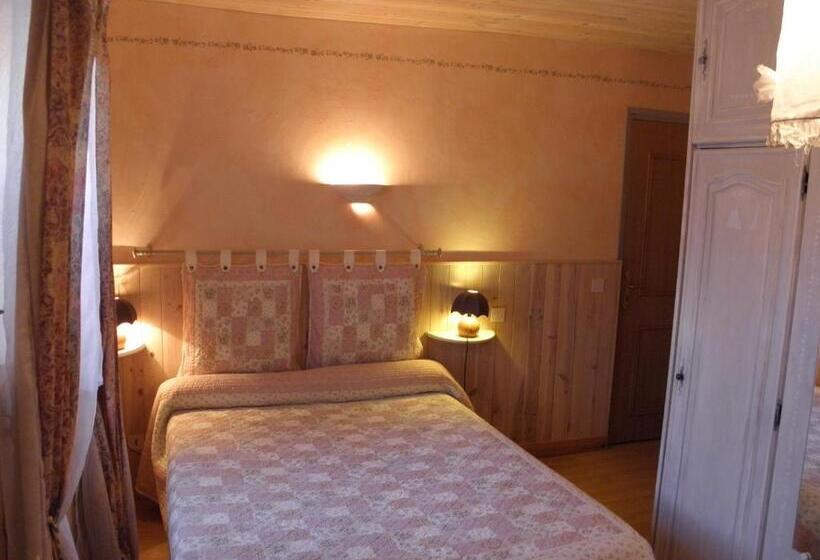 패밀리 룸, Gîte Auberge Les Terres Blanches De Méolans