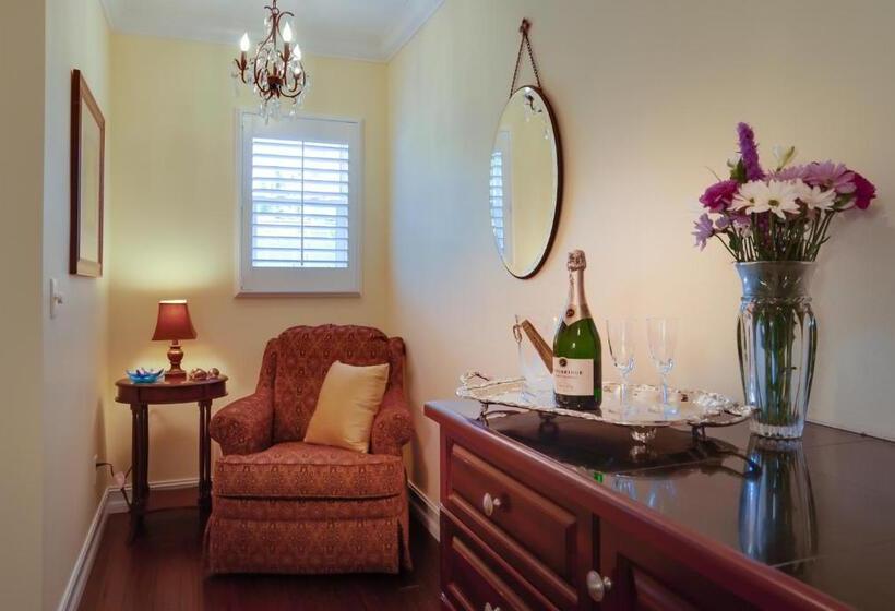 스탠다드 룸 퀸사이즈 침대, Seaglass Inn Bed And Breakfast