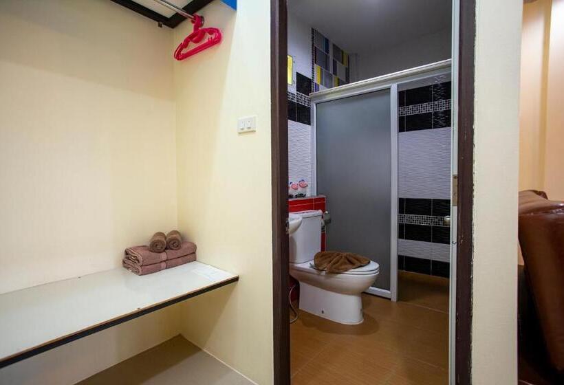 标准间, Baan Suan Mee Tang