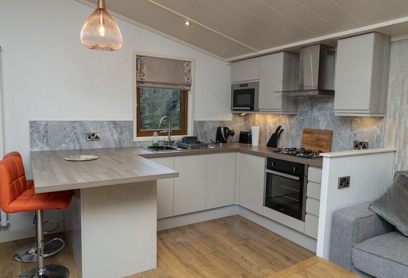 Студио Executive, Herons Lake Retreat